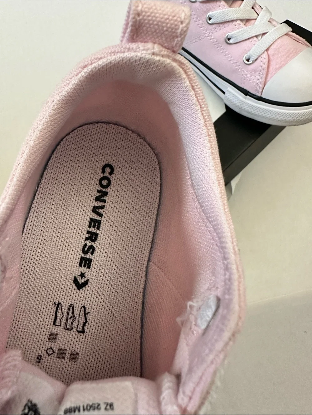 Converse Pink size 10 toddler new in box